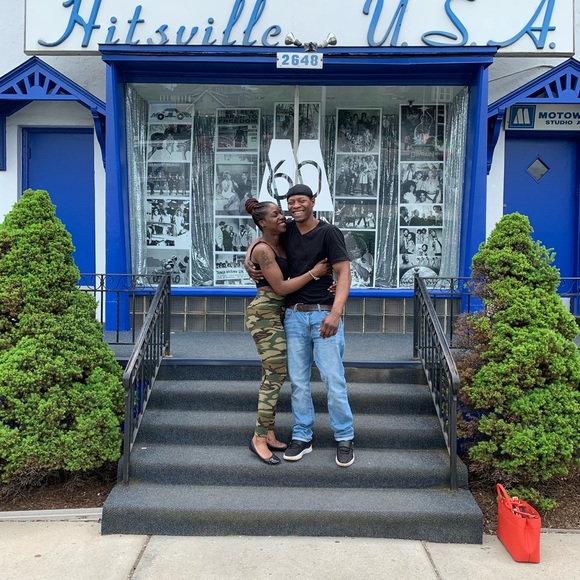 Meet your Posher, Jacqueline - Picture 1 of 1